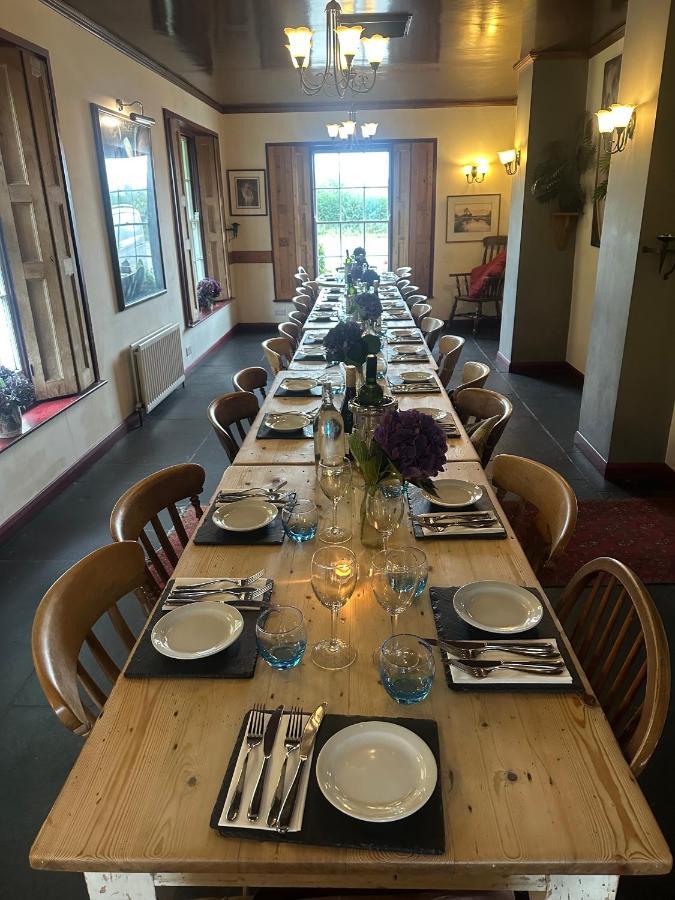 Badgers Inn Petworth Eksteriør billede