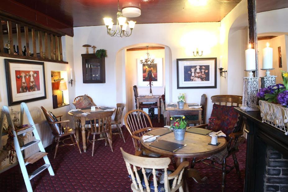 Badgers Inn Petworth Eksteriør billede